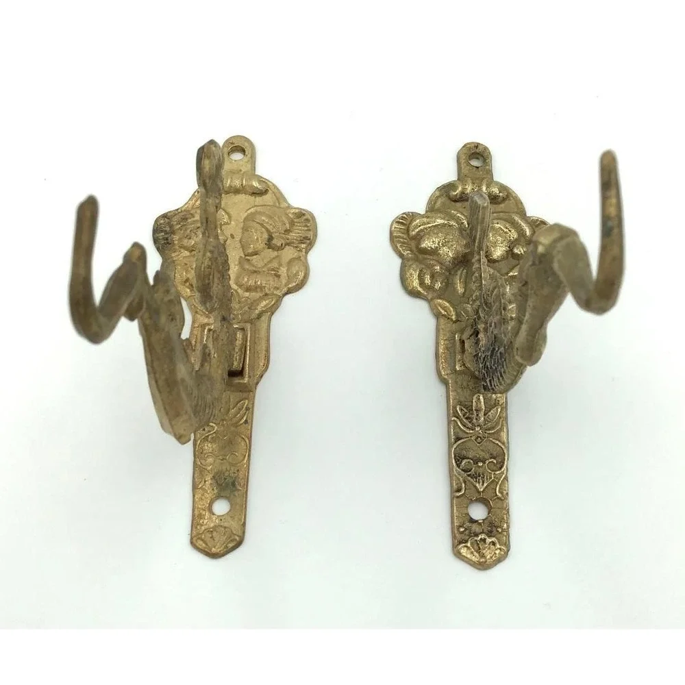 VTG Brass Dragon Sea Creature Wall Hooks Ornate Nautical Decor Set of 2 Coastal